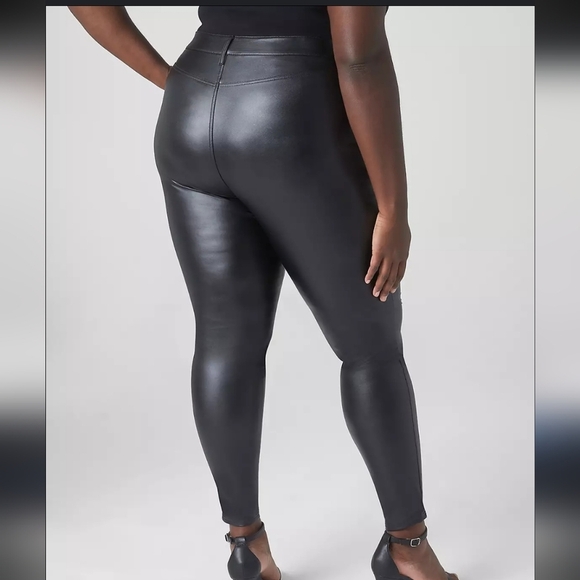 NWT Lane Bryant Women's Faux Leather Super-Slim Fit Black Size 24 Short - Picture 2 of 11